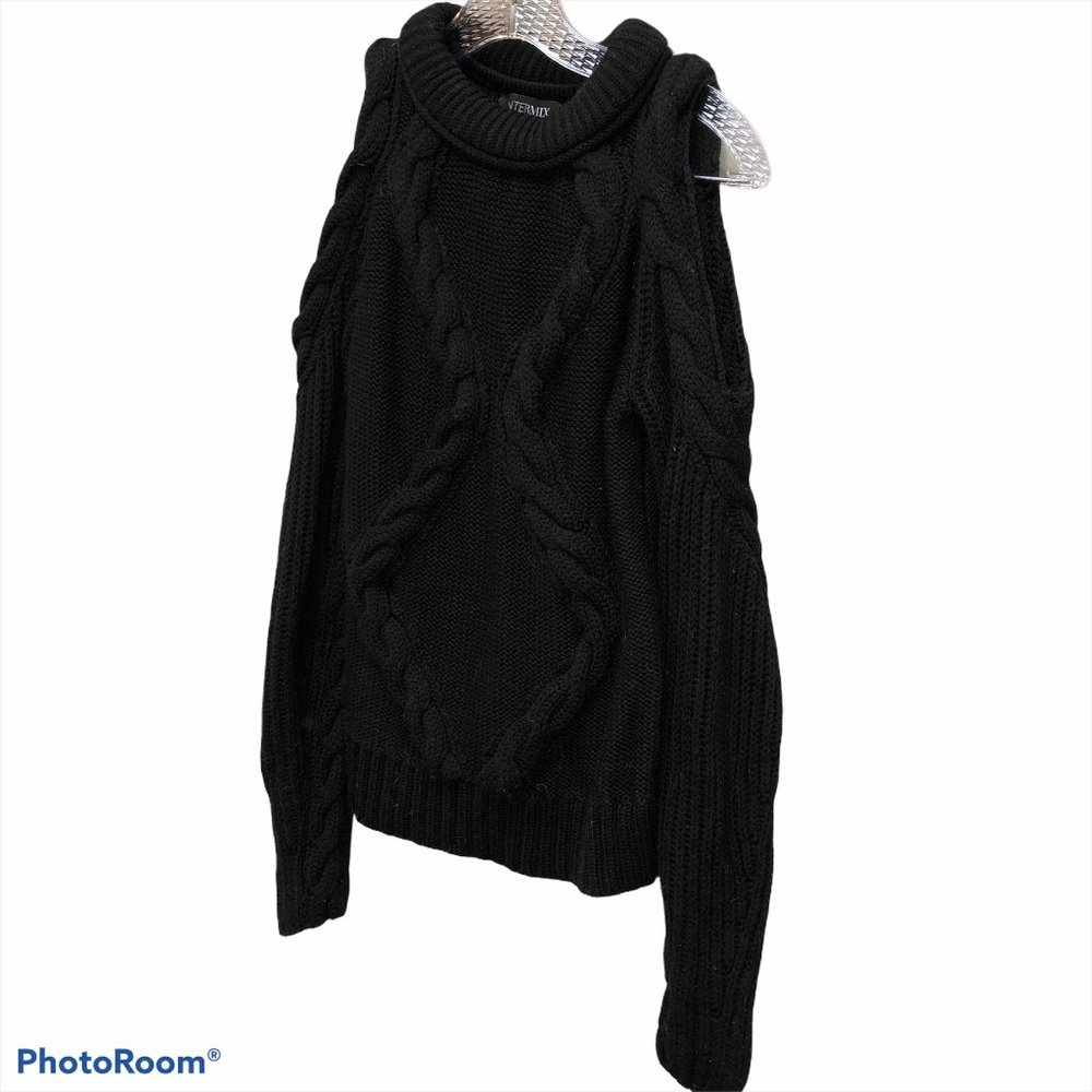 intermix NEW INCREDIBLE CHUNKY cold shoulder S cable knit sweater